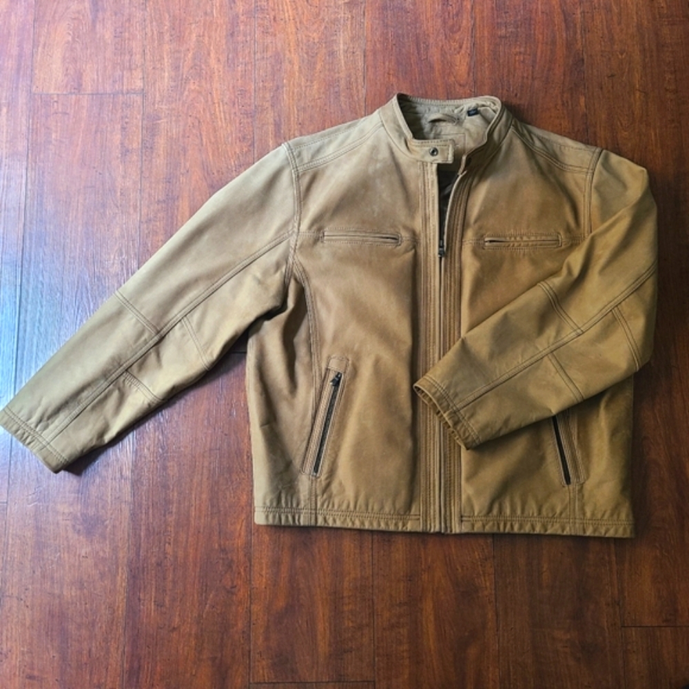 Mens leather jacket. Roundtree and yorke. XL